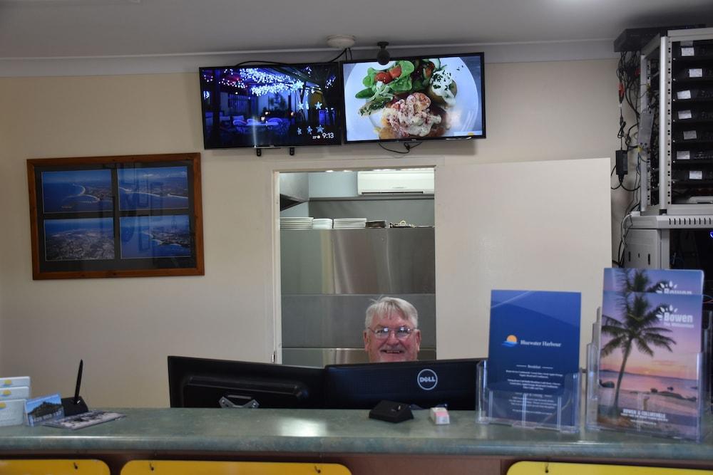 بوين Bluewater Harbour Motel المظهر الخارجي الصورة
