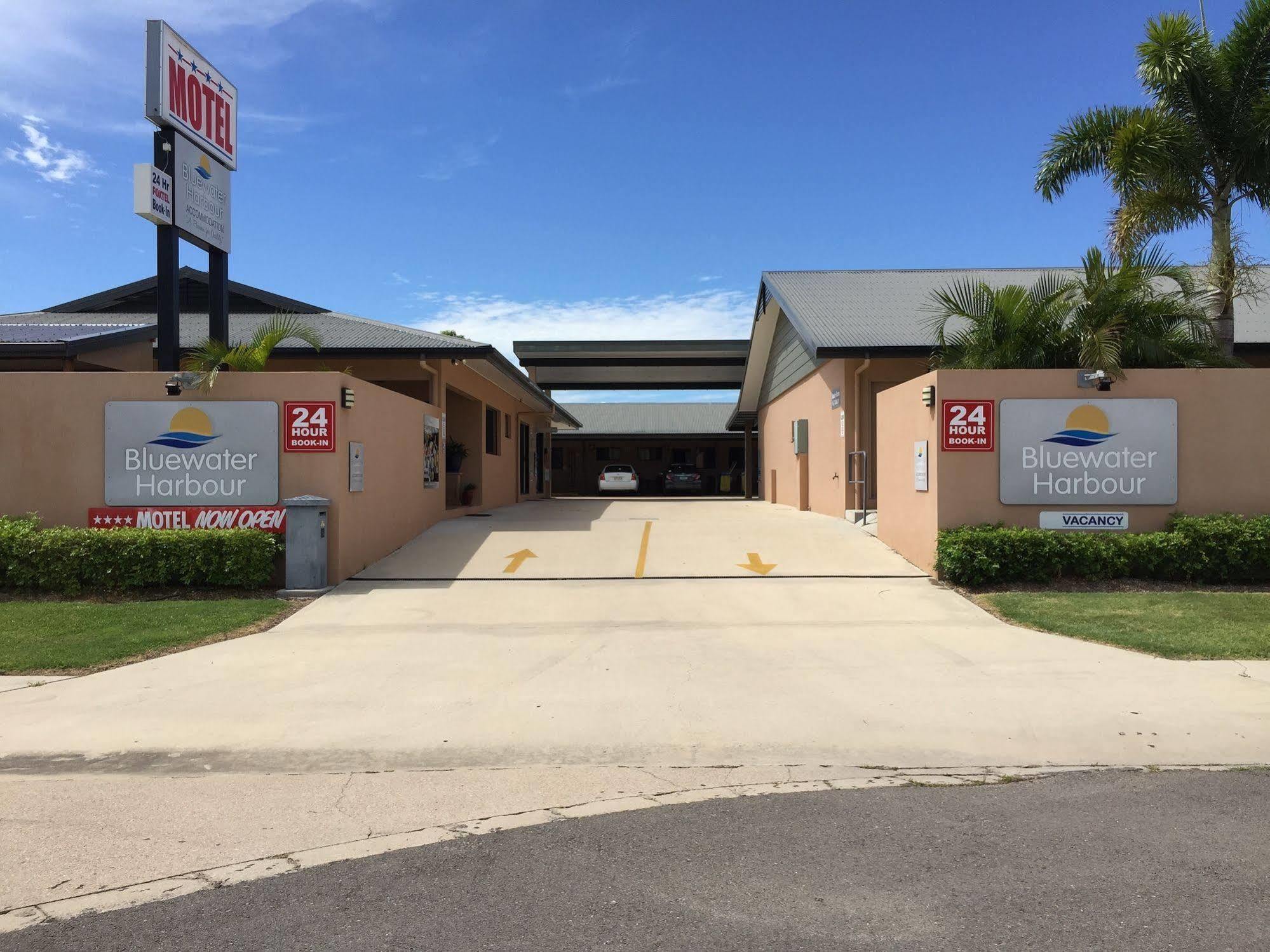 بوين Bluewater Harbour Motel المظهر الخارجي الصورة